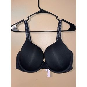 Victoria’s Secret T-Shirt Push Up Bra
